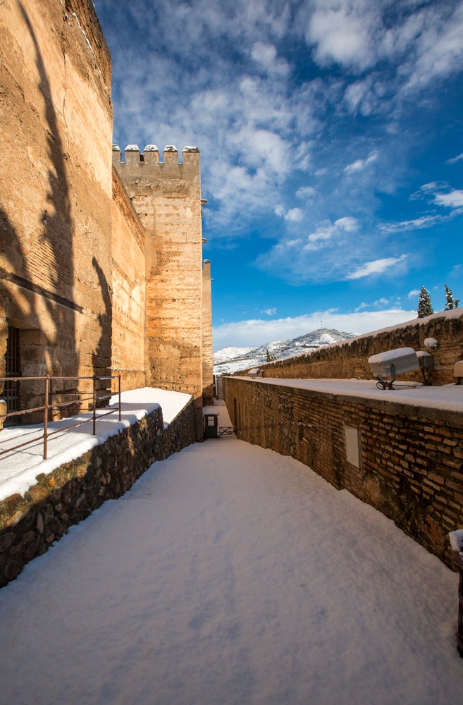 Las nevadas sobre Granada han dejado siempre unas estampas de espectacualr belleza. Recogemos ahora una serie de fotografías de incuestionable valor.