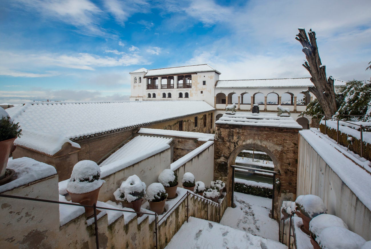 Las nevadas sobre Granada han dejado siempre unas estampas de espectacualr belleza. Recogemos ahora una serie de fotografías de incuestionable valor.