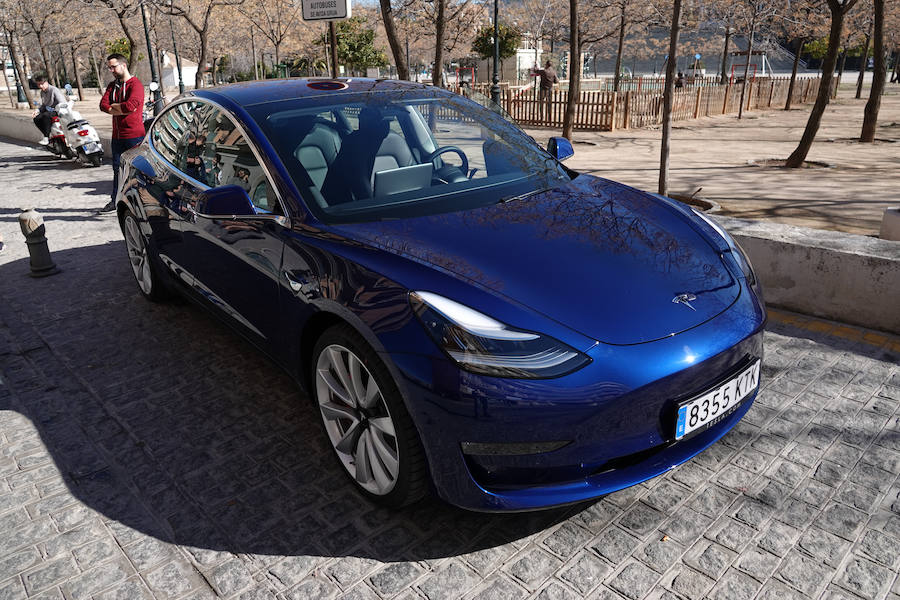 El nuevo modelo de la compañía se ha podido ver por la ciudad y la Circunvalación