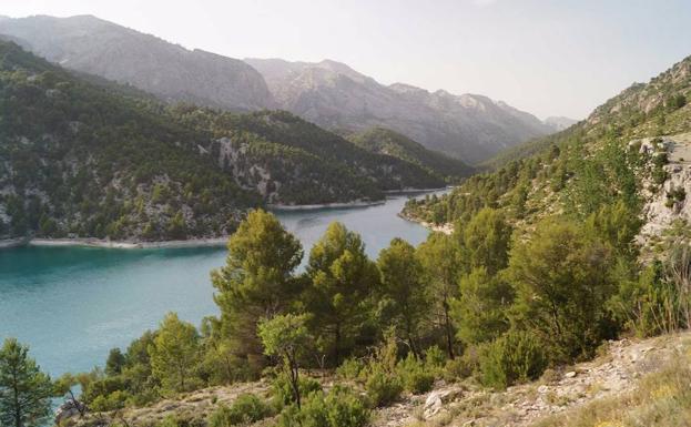 La exigente ruta de senderismo de 6 días por Granada para descubrir la historia de Europa