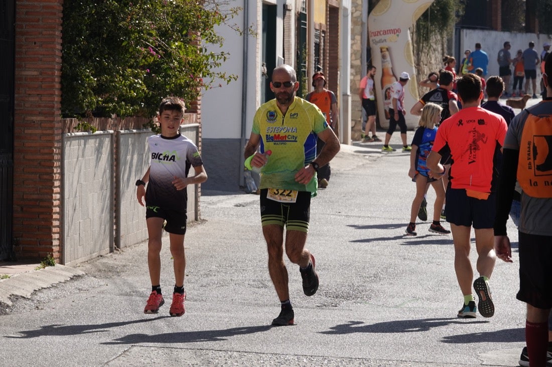 El Valle de Lecrín acoge una modesta carrera con 350 participantes entre corredores absolutos, senderistas y chiquillos