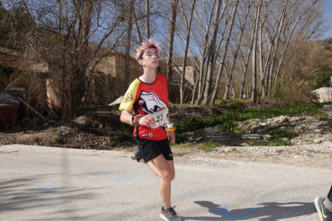 El Valle de Lecrín acoge una modesta carrera con 350 participantes entre corredores absolutos, senderistas y chiquillos
