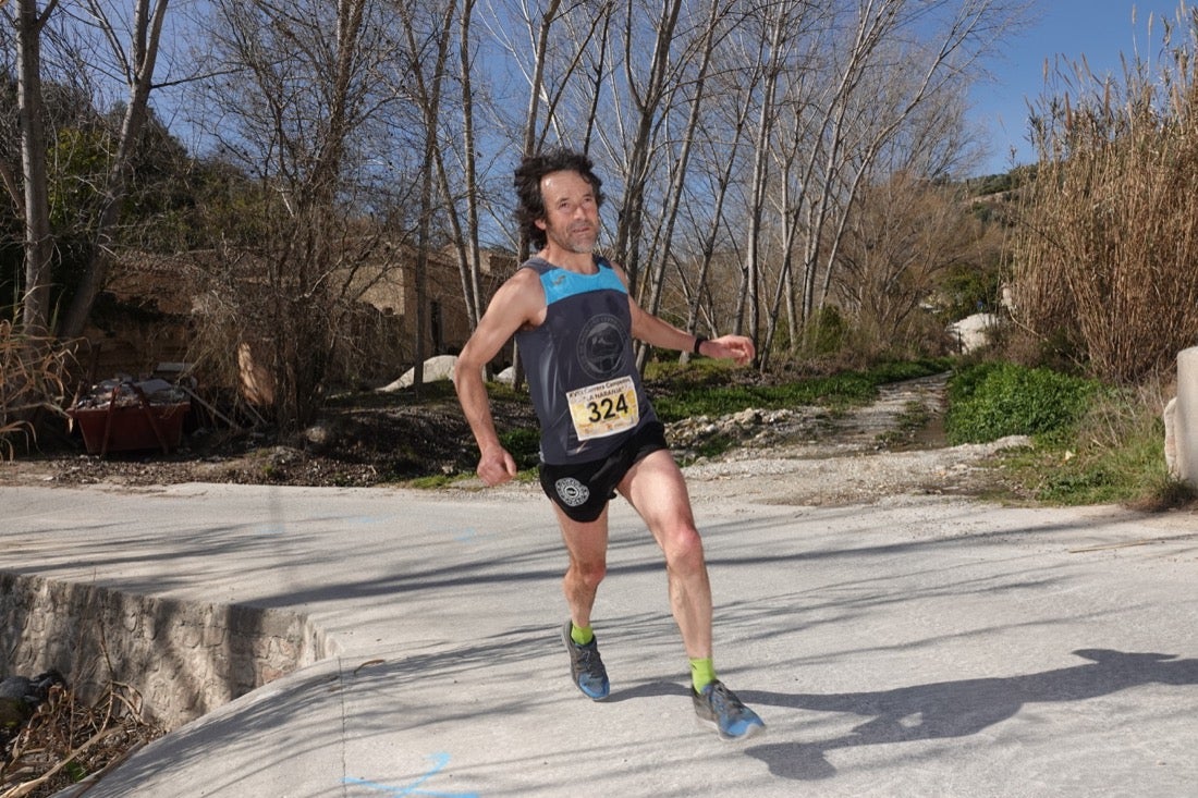 El Valle de Lecrín acoge una modesta carrera con 350 participantes entre corredores absolutos, senderistas y chiquillos