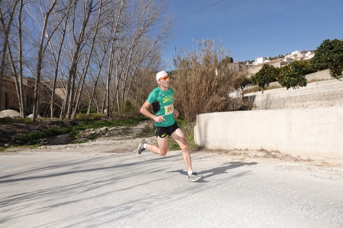 El Valle de Lecrín acoge una modesta carrera con 350 participantes entre corredores absolutos, senderistas y chiquillos