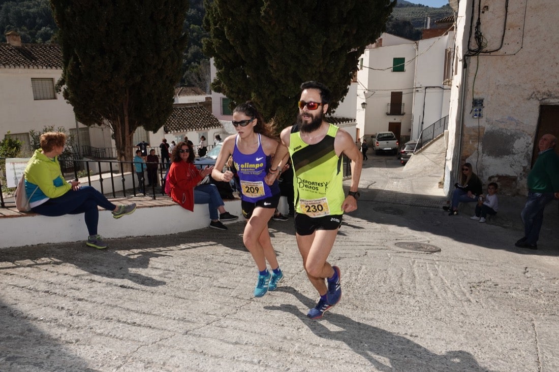 El Valle de Lecrín acoge una modesta carrera con 350 participantes entre corredores absolutos, senderistas y chiquillos