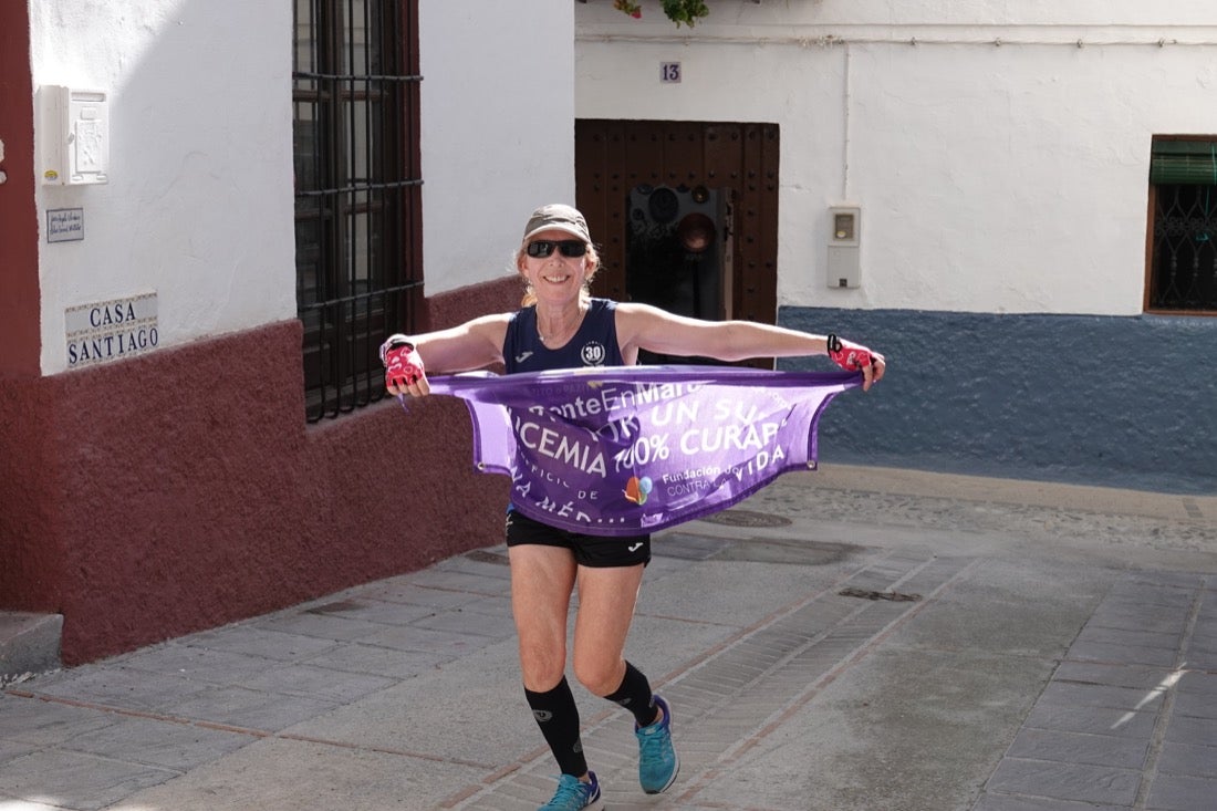 El Valle de Lecrín acoge una modesta carrera con 350 participantes entre corredores absolutos, senderistas y chiquillos