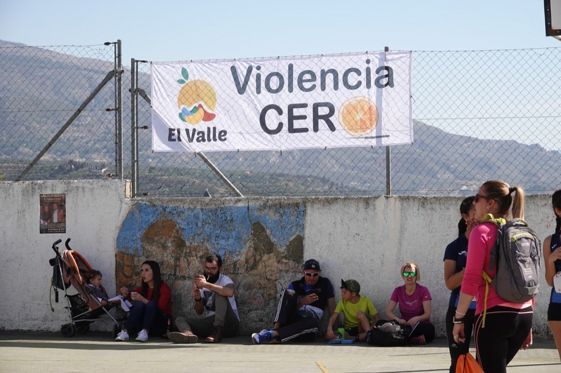 El Valle de Lecrín acoge una modesta carrera con 350 participantes entre corredores absolutos, senderistas y chiquillos