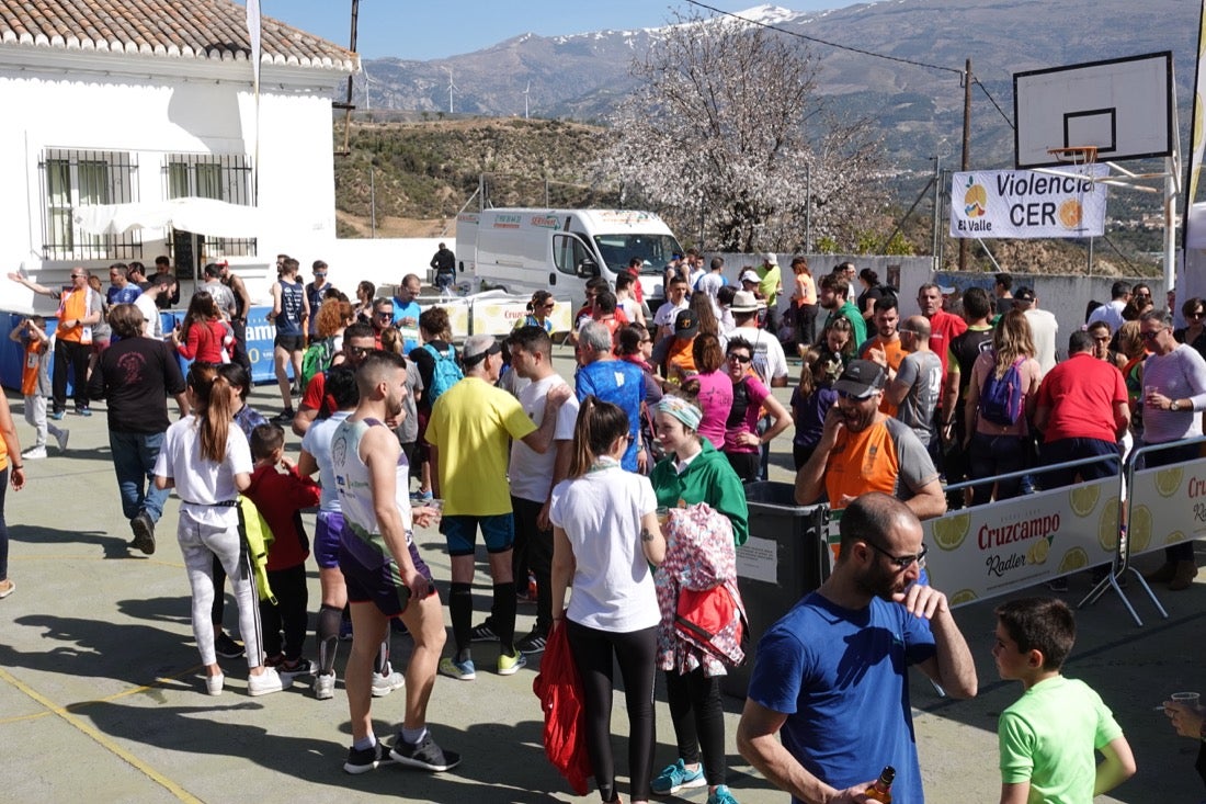 El Valle de Lecrín acoge una modesta carrera con 350 participantes entre corredores absolutos, senderistas y chiquillos