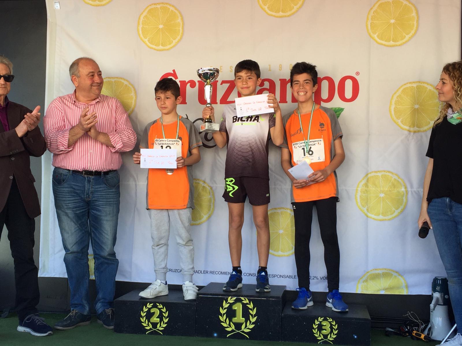 El Valle de Lecrín acoge una modesta carrera con 350 participantes entre corredores absolutos, senderistas y chiquillos