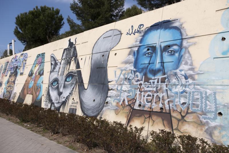 Cordobesa pero residente en Granada durante varios años, su recuerdo sigue vivo en un enorme mural próximo a la Estación de Autobuses