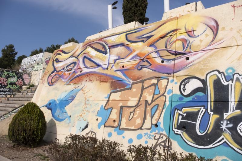 Cordobesa pero residente en Granada durante varios años, su recuerdo sigue vivo en un enorme mural próximo a la Estación de Autobuses