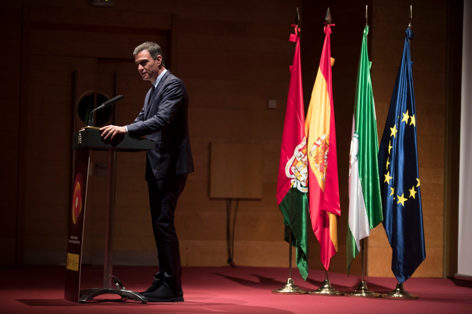 El presidente del Gobierno y el ministro de Ciencia exponen en la ciudad la estrategia nacional de Inteligencia Artificial