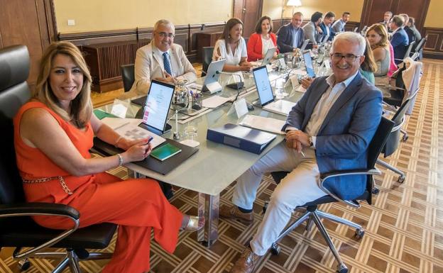 Susana Díaz preside el Consejo de Gobierno de la Junta de Andalucía el 28 de agosto tras retomar la actividad después del verano. 