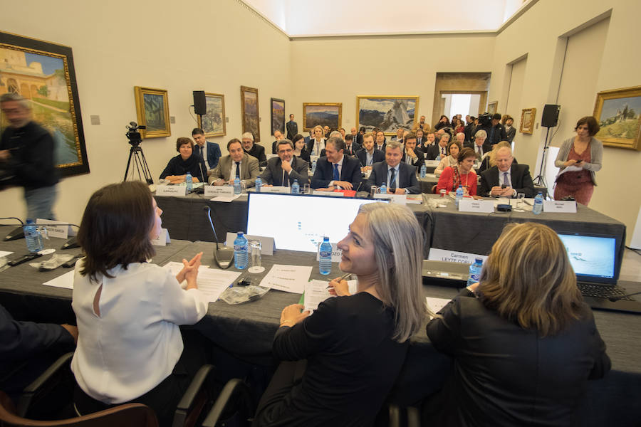 La Comisión contó con miembros de 47 países