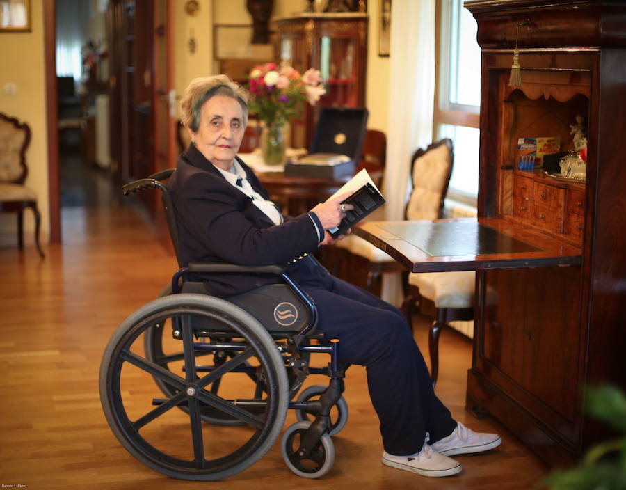 Mariluz Escribano, en su casa granadina.