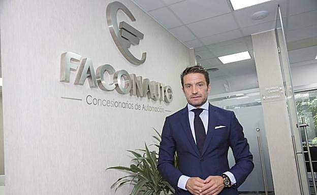 Gerardo Pérez, presidente de Faconauto, posa para IDEAL en 2017. 