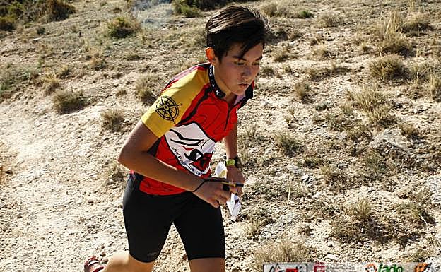 Competirá a pie este año, para mejorar en orientación