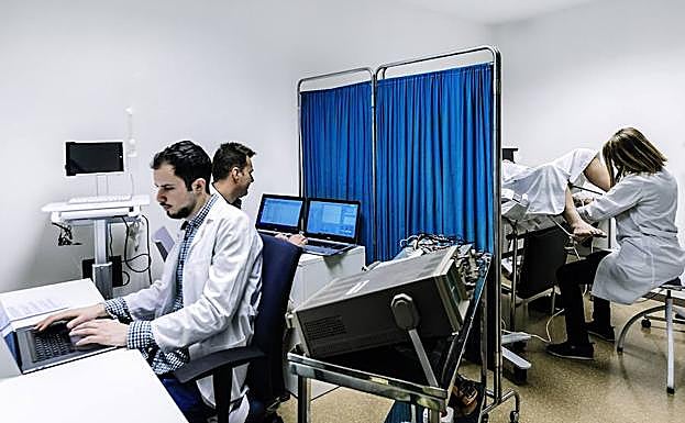 Una 'startup' de la UGR crea un método para saber al instante si una mujer está de parto