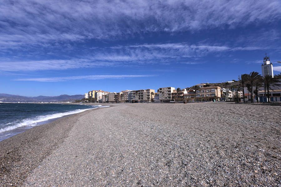 Con más arena que nunca, los municipios adelantan el arreglo del litoral ante un sector turístico que demanda ya servicios todo el año