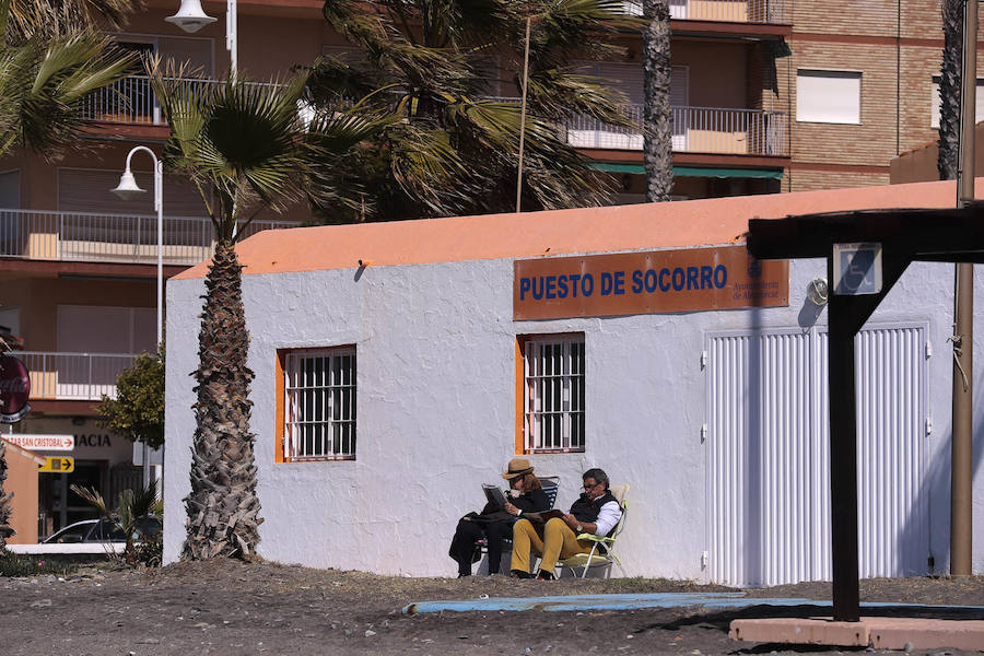 Con más arena que nunca, los municipios adelantan el arreglo del litoral ante un sector turístico que demanda ya servicios todo el año