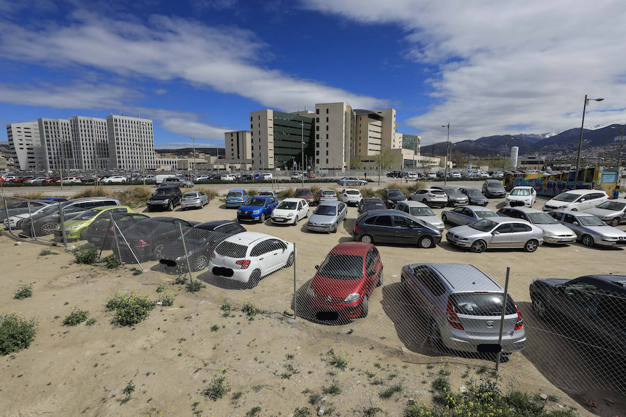 El Ayuntamiento eliminará un carril de tráfico en la avenida de la Ilustración para convertirlo en plazas de estacionamiento