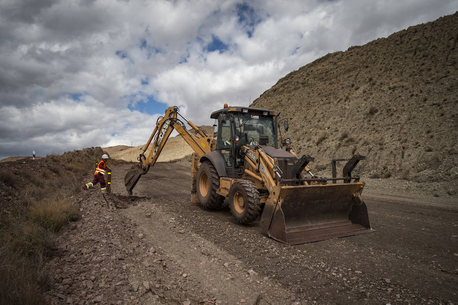 Cerradas desde 1996, las minas de Alquife vuelven a extraer mineral 23 años después gracias al desbloqueo burocrático tras meses esperando la puesta en marcha de la fase de explotación, pues la Junta había firmado en marzo de 2018 el plan de labores.