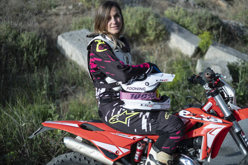 La paduleña es la única corredora granadina de moto de enduro que ha competido en campeonatos oficiales hasta el momento