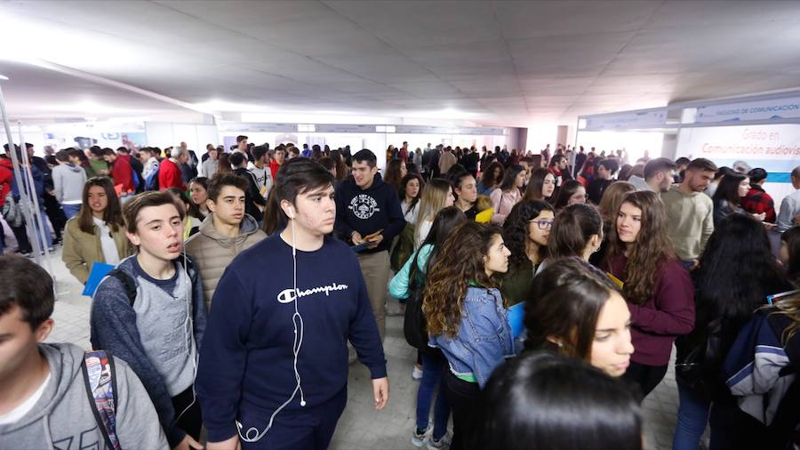 La Universidad granadina oferta más de ochenta grados diferentes (incluidos los dobles títulos)