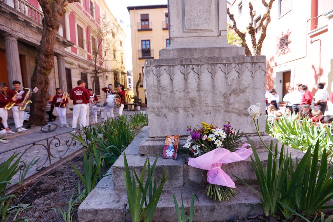 Tras la lectura del manifiesto escrito en esta ocasión por Carlos Cerdá, el grupo de teatro del Instituto Padre Suárez presentó diversas escenas del musical