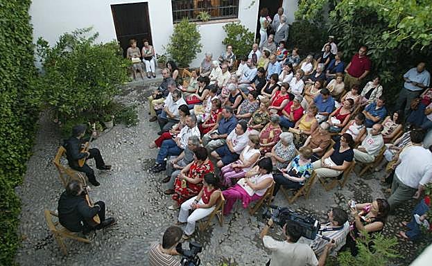 Espectáculo flamenco en la casa natal de Lorca.