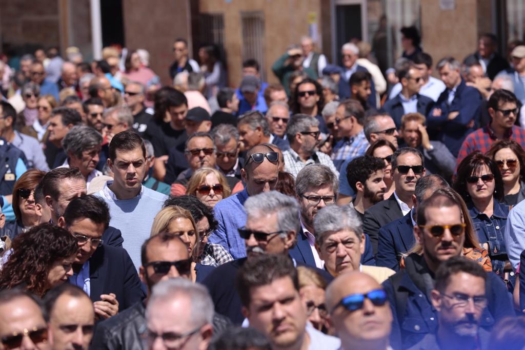 Alrededor de medio millar de personas se han concentrado en Motril para pedir que se hagan ya la canalizaciones de la presa