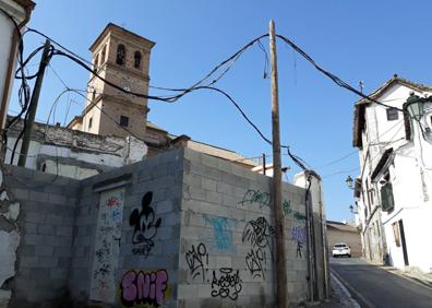 Imagen secundaria 1 - Los cables que cortan la Alhambra