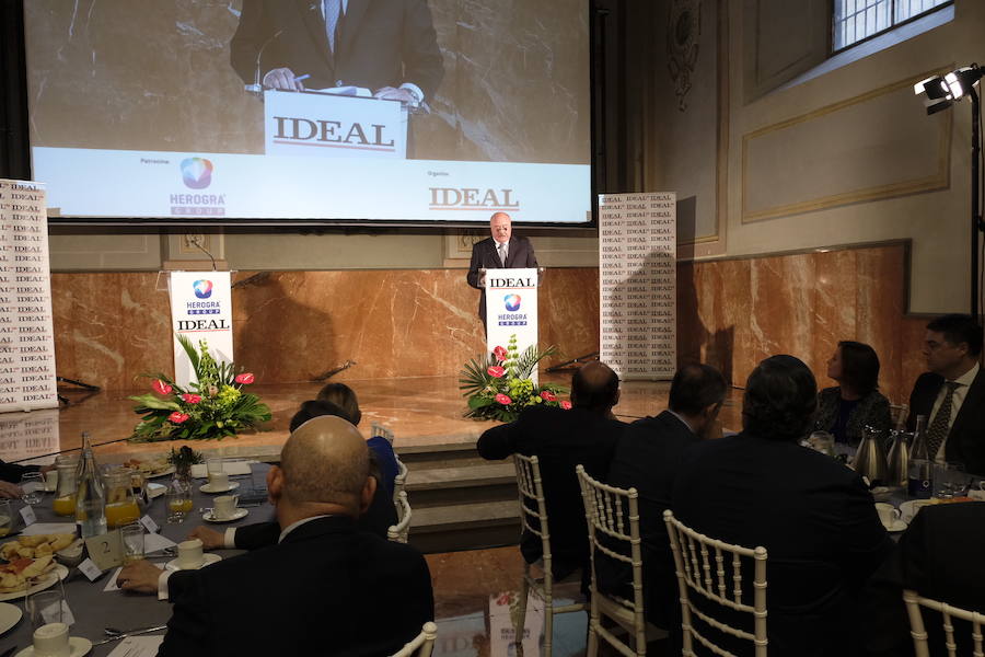 La consejera de Fomento de la Junta de Andalucía ha anunciado varios planes de su área para los próximos meses en la provincia de Granada