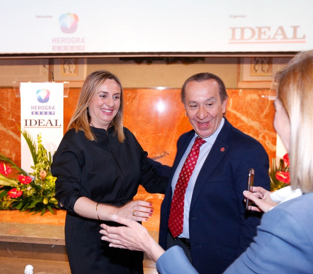 Cazazo ha destacado este viernes la i mportancia de Granada  en «la nueva Andalucía»