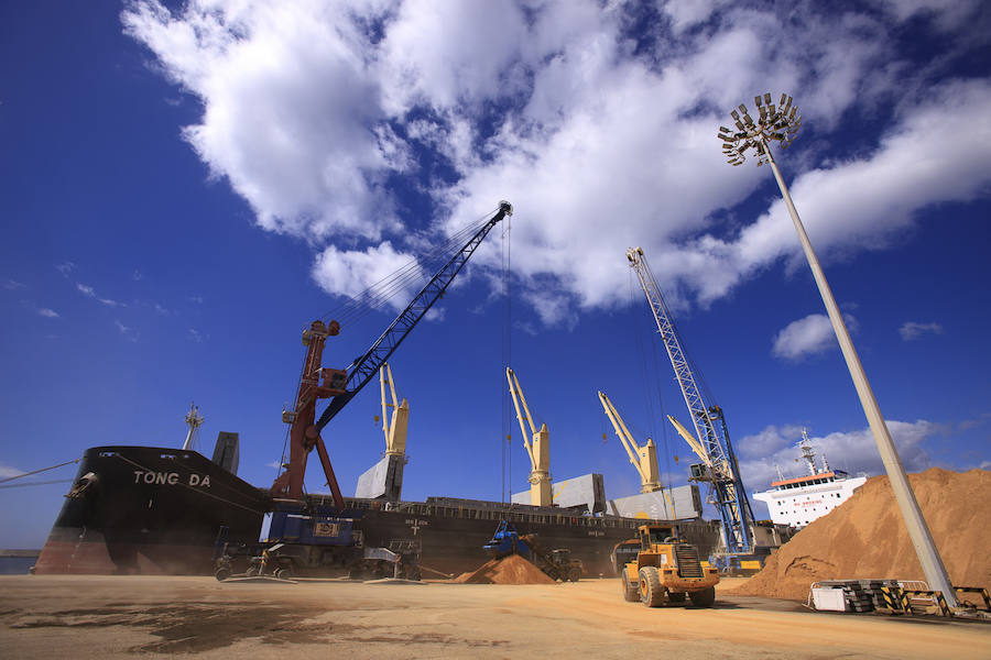 En julio se cargaron 35.000 toneladas de granel líquido en un mismo buque y parecía una cifra inalcanzable