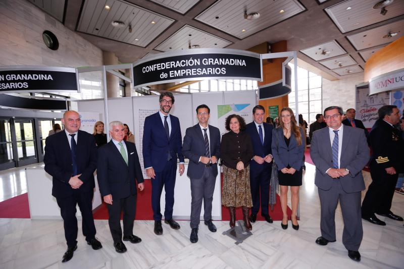 Durante dos días, 9 y 10 de abril, el Palacio de Congresos de Granada se convierte en espacio imprescindible para los jóvenes demandantes de empleo