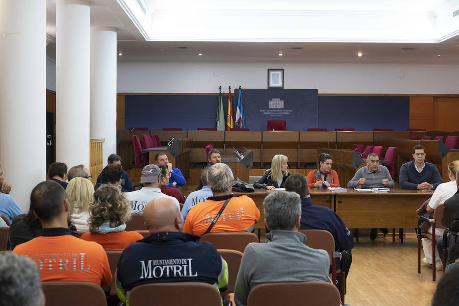 Los trabajadores celebraron una Asamblea en la que decidieron que se suman al paro, al menos el día 16, a la espera de ver la reacción del Ayuntamiento 