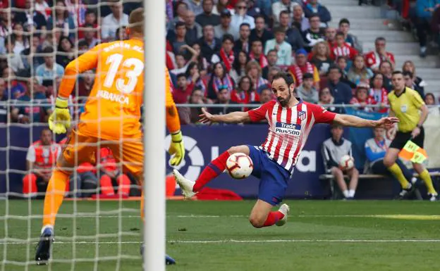 Juanfran: «Esta es mi casa y lo será el año que viene esté o no esté»