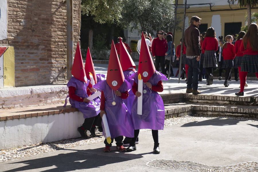 La cita cofrade infantil de este barrio fue muy participativa