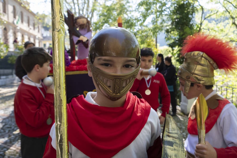 La cita cofrade infantil de este barrio fue muy participativa