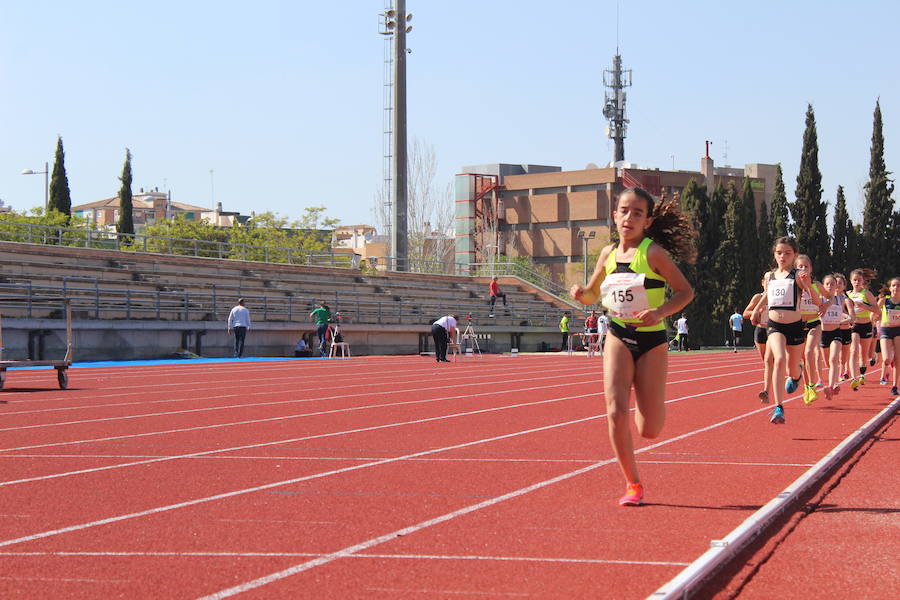 El Núñez Blanca recupera la competición para su renovada pista con la ilusión de los más pequeños y el oficio de sus figuras de élite