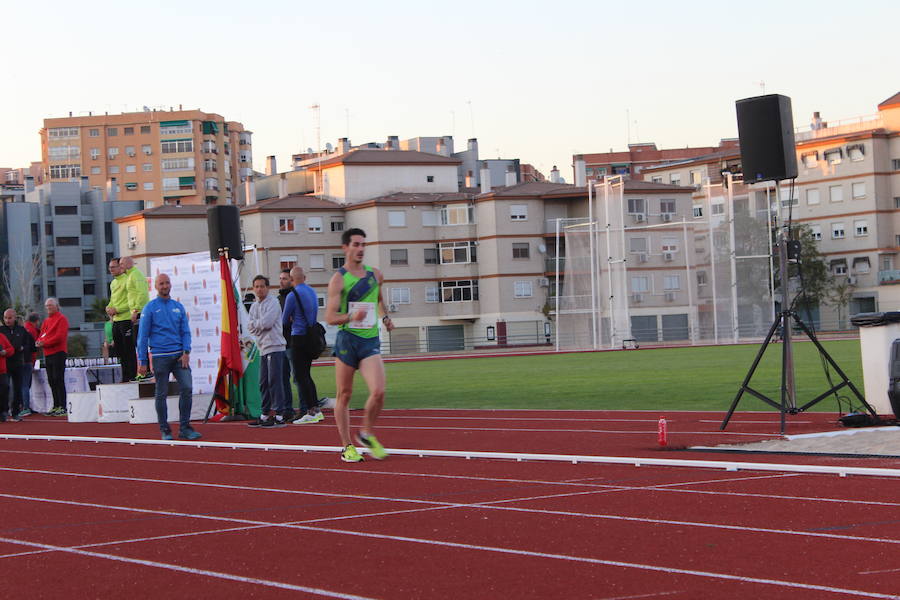 El Núñez Blanca recupera la competición para su renovada pista con la ilusión de los más pequeños y el oficio de sus figuras de élite