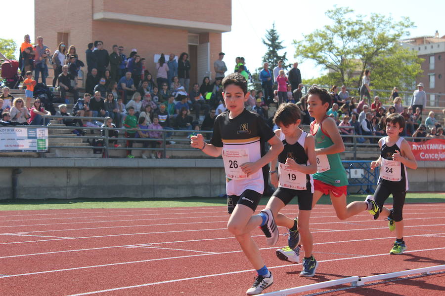 El Núñez Blanca recupera la competición para su renovada pista con la ilusión de los más pequeños y el oficio de sus figuras de élite