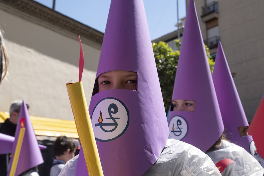 En esta ocasión «hemos estado preparando nosotros todo esto», como decía una chica que iba con su mantilla puesta.