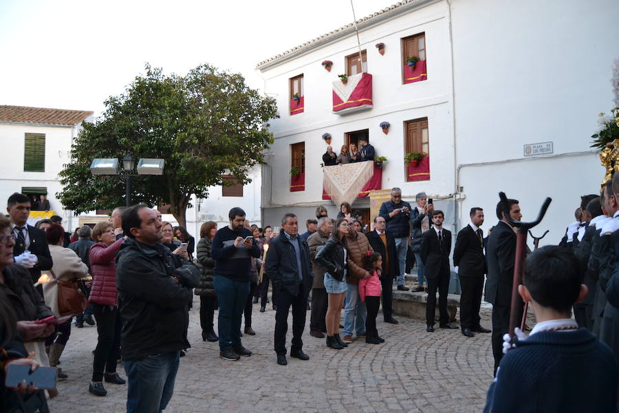 El Viernes de Dolores, la imagen de la Patrona de Alhama realizó su recorrido habitual hasta el Barrio de la Joya acompañada por centenares de alhameños y devotos de esta Virgen procedentes de otros puntos de Granada.