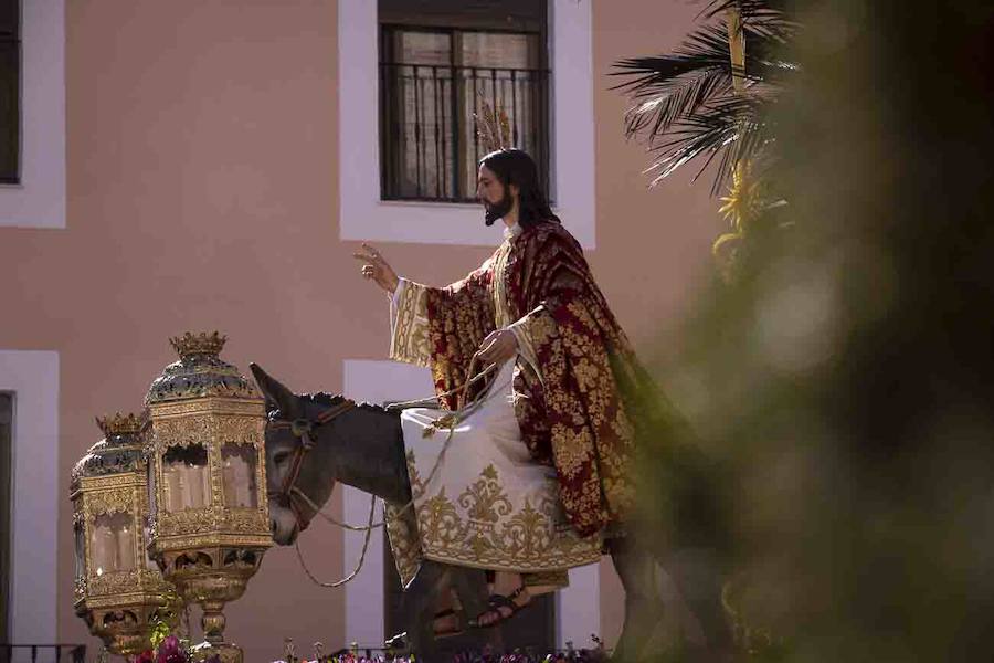 La procesión ha sido la primera en salir en la Semana Santa local