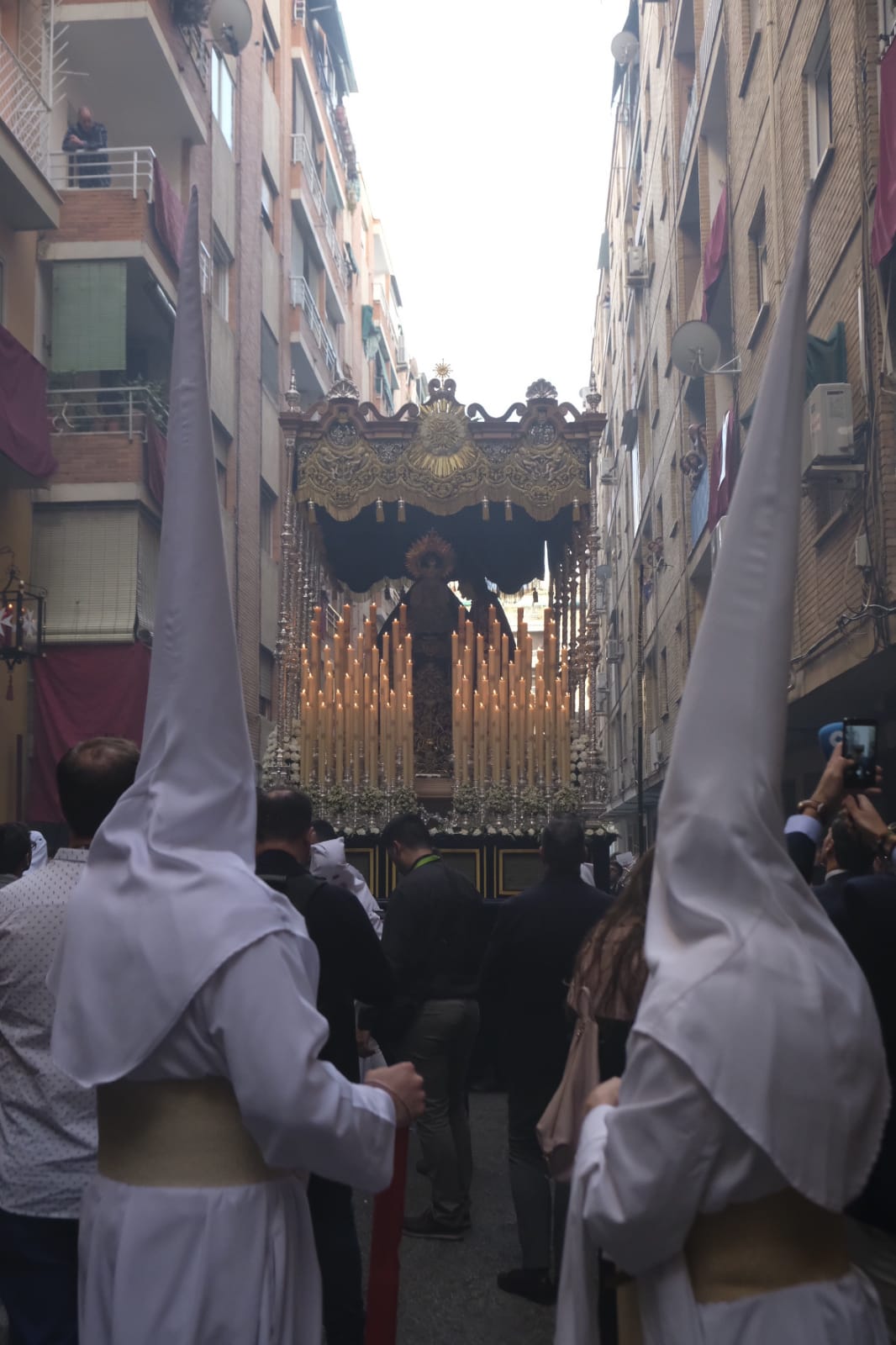 Echamos la vista atrás para recordar el primer día de las estaciones de penitencia en las calles de la capital