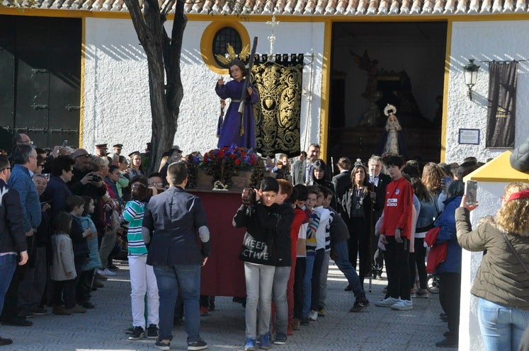 Fotos: Huéscar celebra la procesión infantil de su Semana Santa