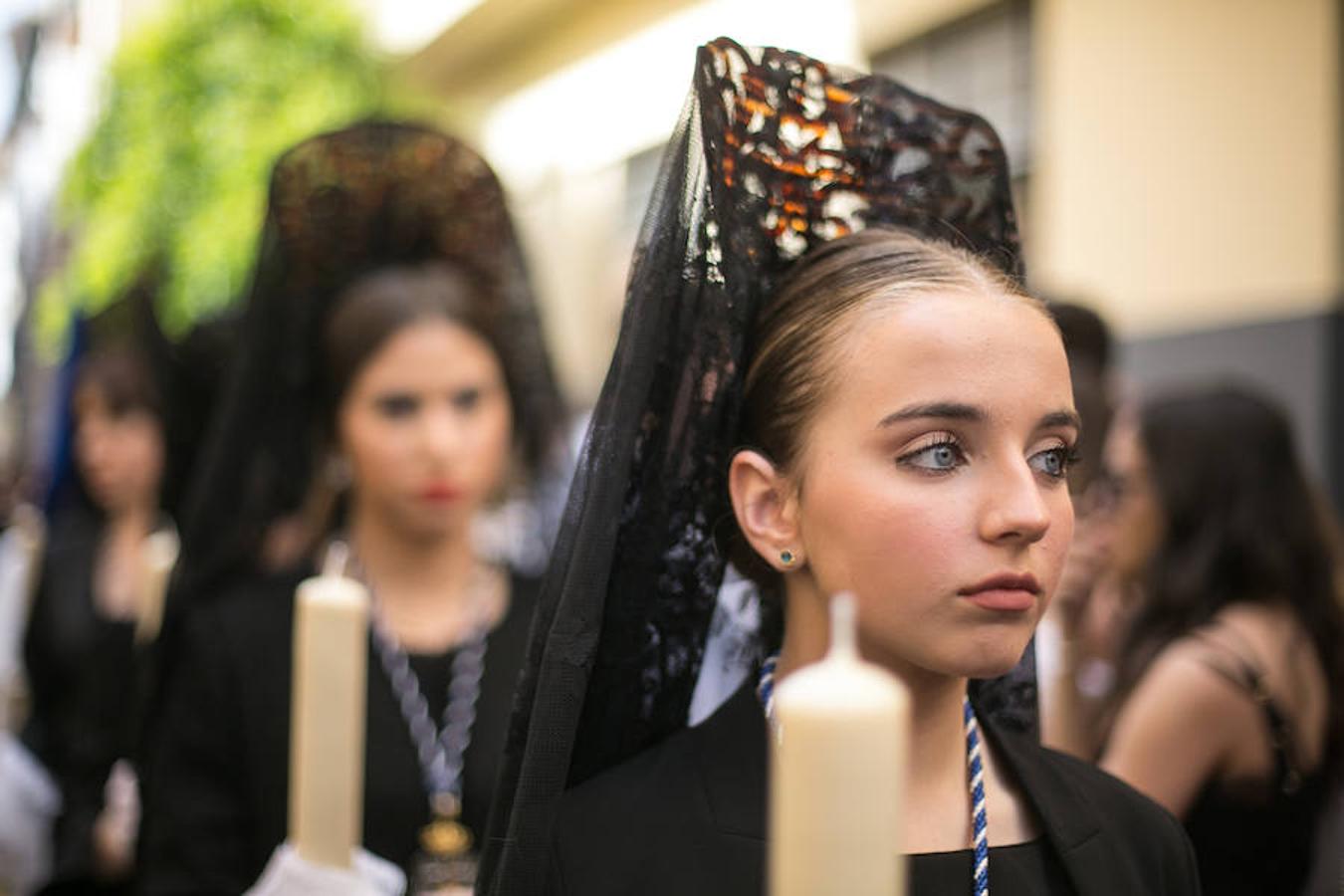 Una de las cofradías más señeras del barrio ha procesionado hoy 