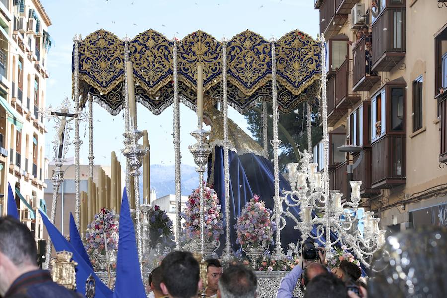Gran sabor cofrade en el callejeo por las estrechas calles de su barrio, y lucido recorrido por las calles de San Ildefonso y carrera oficial